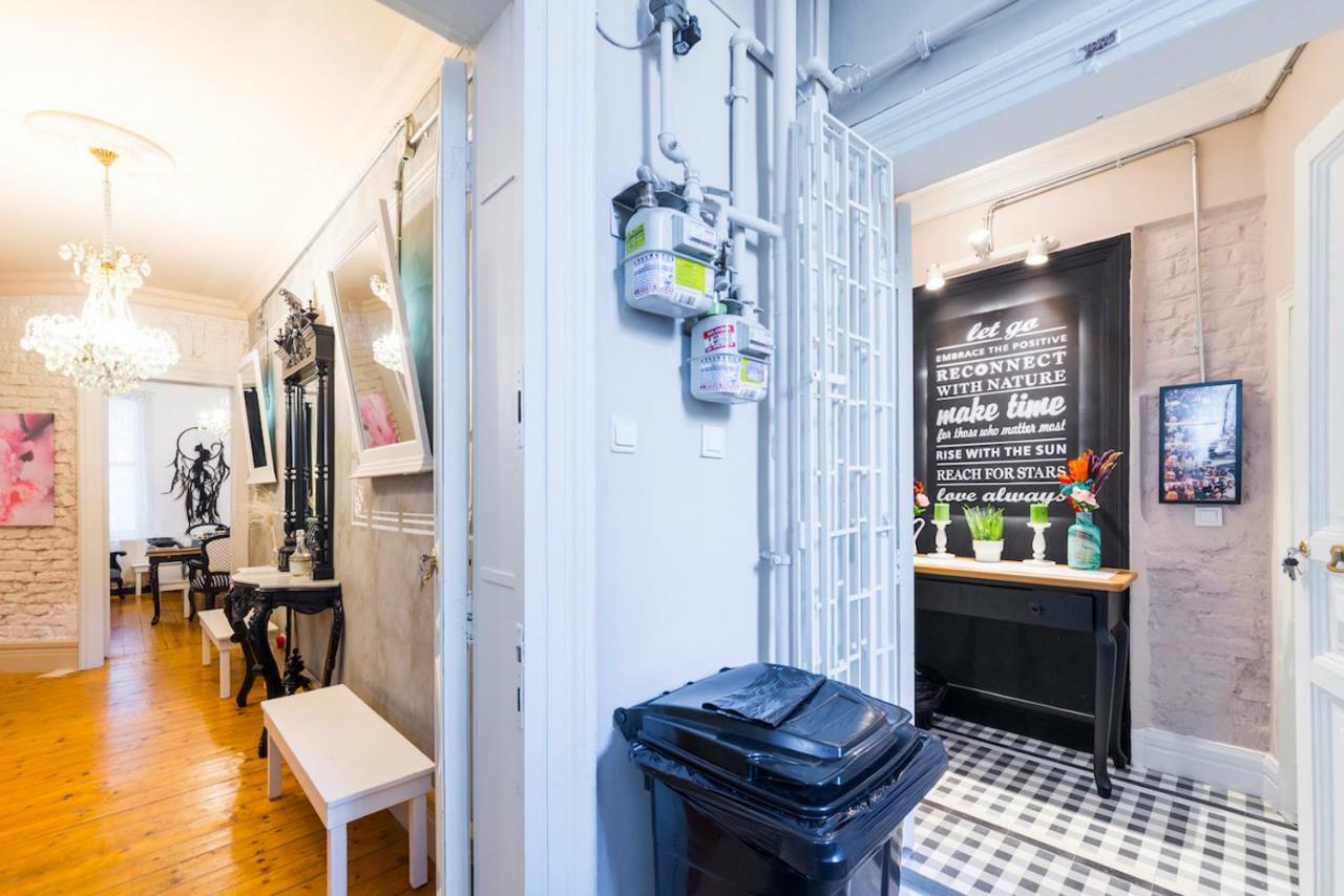 Galata Chic Delux Flats Apartment Istanbul Exterior photo